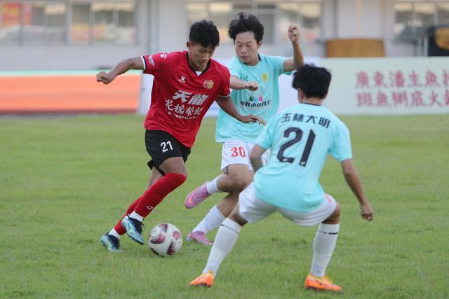 太棒了！桂林足球首支中冠球队诞生！